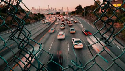 西甲官方：佩德里战莱万特轰出的世界波当选联赛8月最佳进球